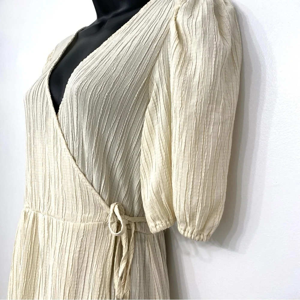 Stradivarius Cream Wrap Midi Dress - Size M - Picture 5 of 15